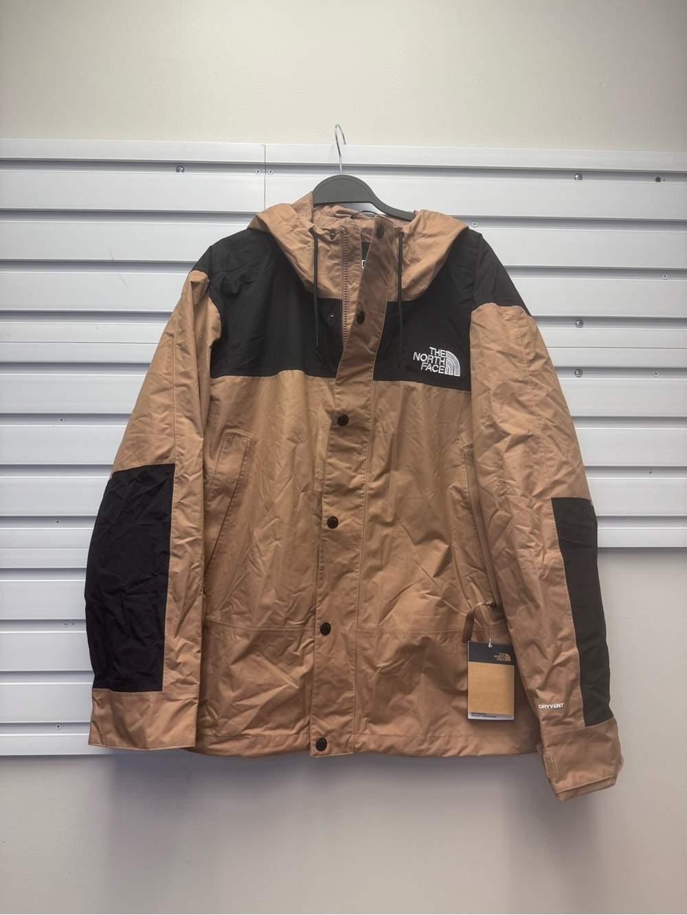 The North Face Men’s Reign On Waterproof Jacket in Latte